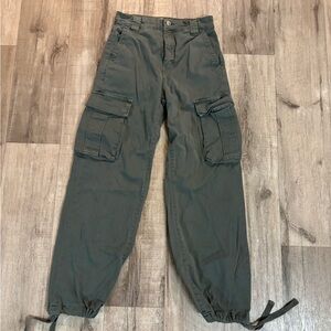 DAZE Women’s Cargo Pants - Dark Green